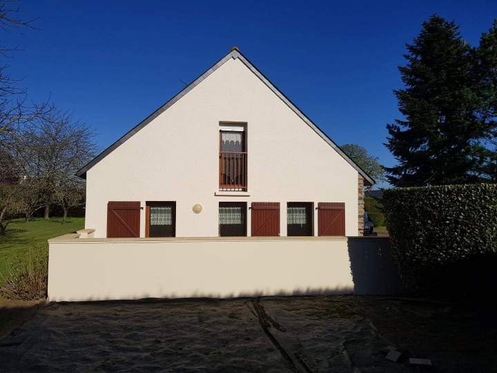 Ravalement de façade Étrelles