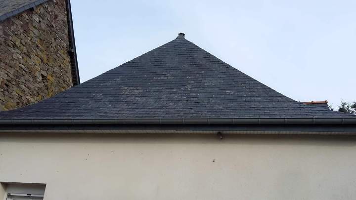 Après nettoyage toiture Étrelles