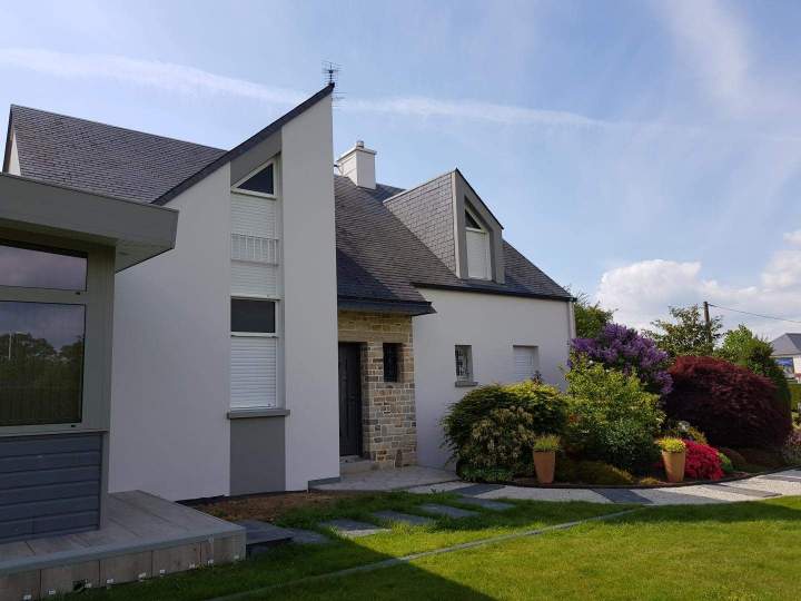 Ravalement de façade Étrelles