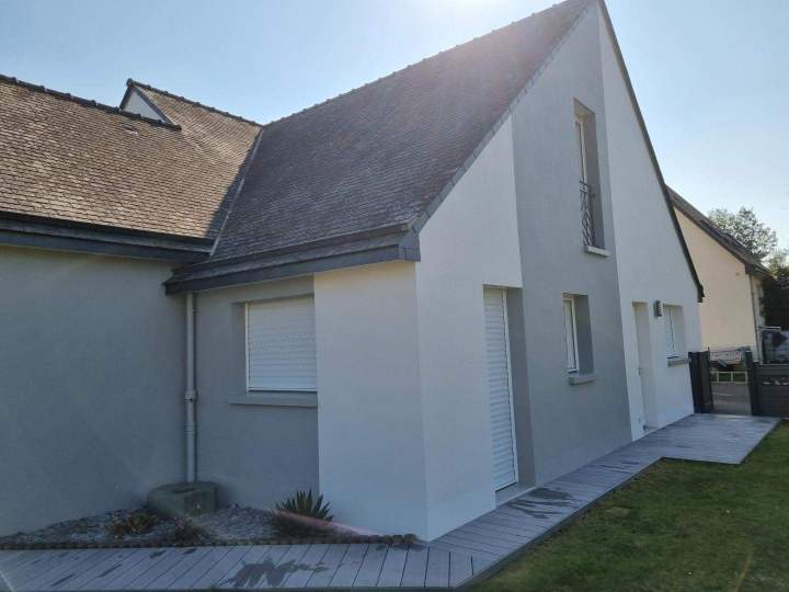 Ravalement de façade Étrelles