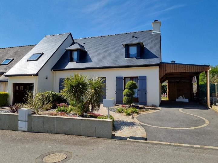 Ravalement de façade Étrelles