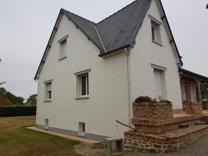 Travaux de ravalement de façade Étrelles