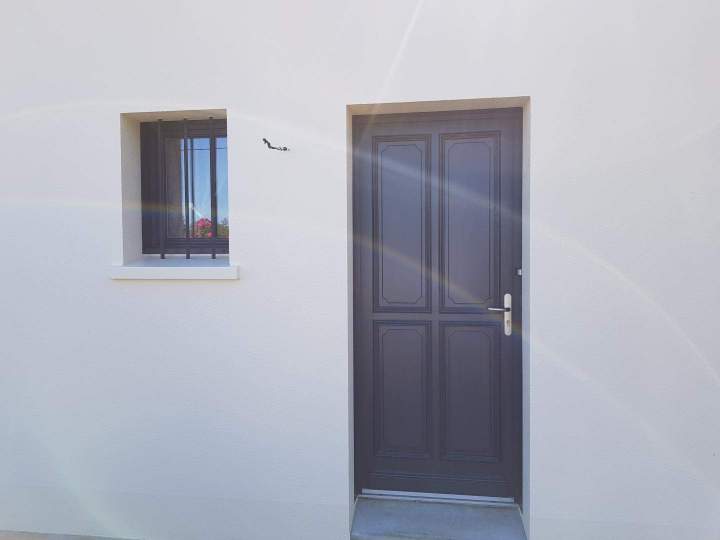 Porte d'entrée Étrelles