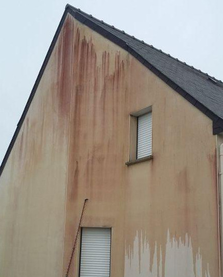 Traitement de façade Étrelles
