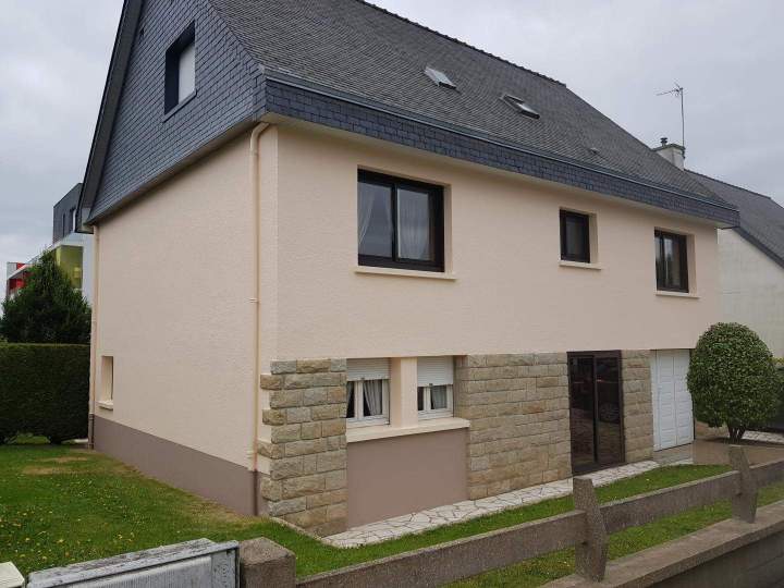 Ravalement de façade Étrelles