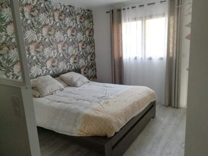 Revêtement mural Étrelles