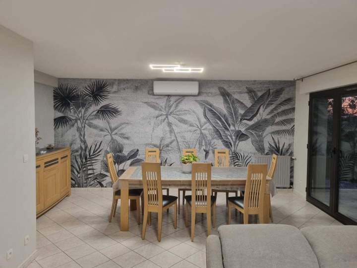 Décoration murale Étrelles