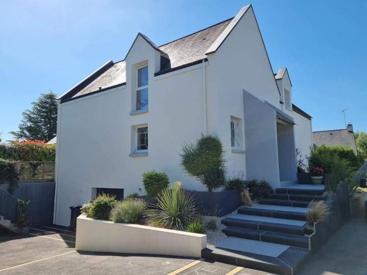 Ravalement de façade Étrelles