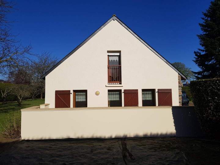 Ravalement de façade Étrelles