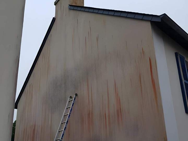 Traitement de façade Étrelles